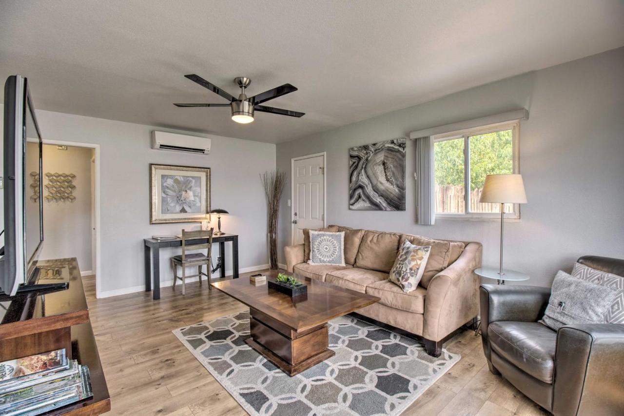 Walkable Carson City Duplex With Private Patio! Exterior photo
