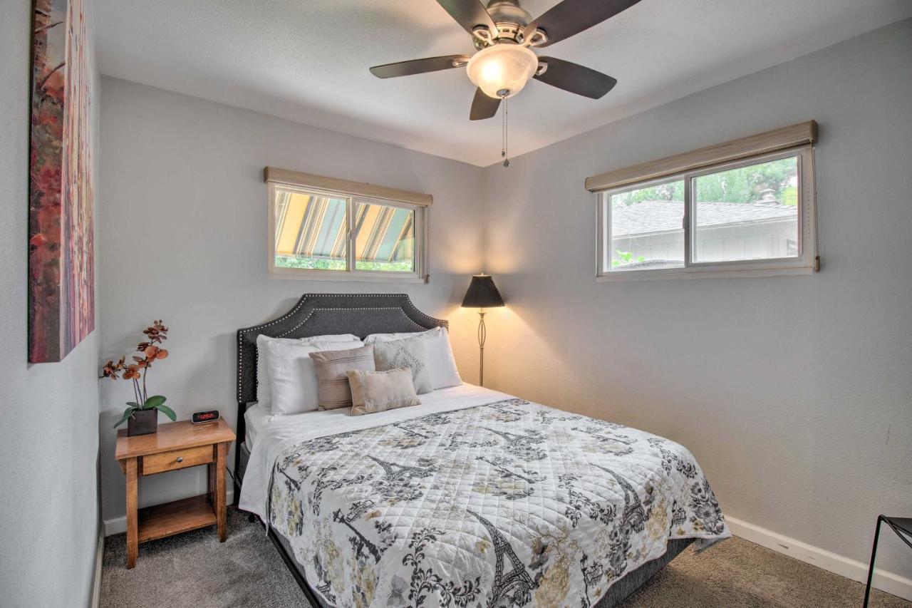 Walkable Carson City Duplex With Private Patio! Exterior photo
